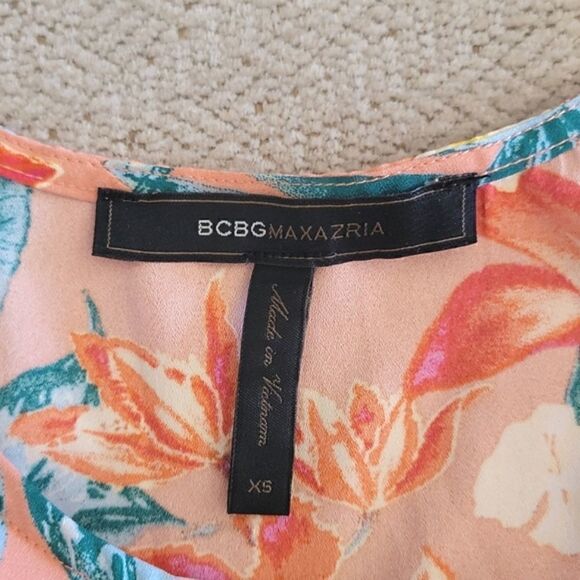 BCBG Maxazria Coral Tropical Floral Romper - Size XS - Picture 5 of 15